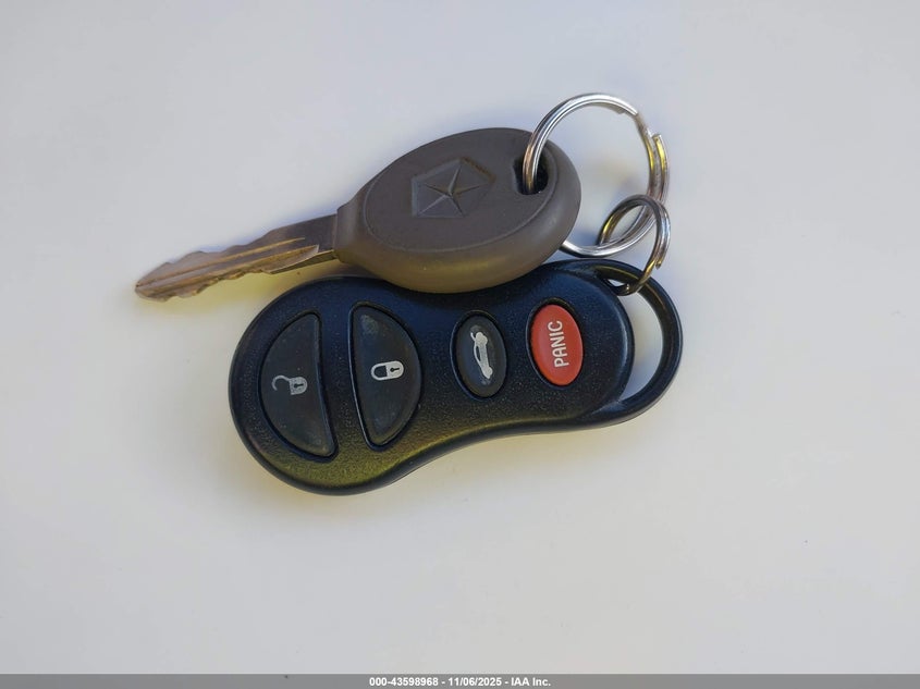 2000 Chrysler Lhs VIN: 2C3HC56G5YH116625 Lot: 43598968