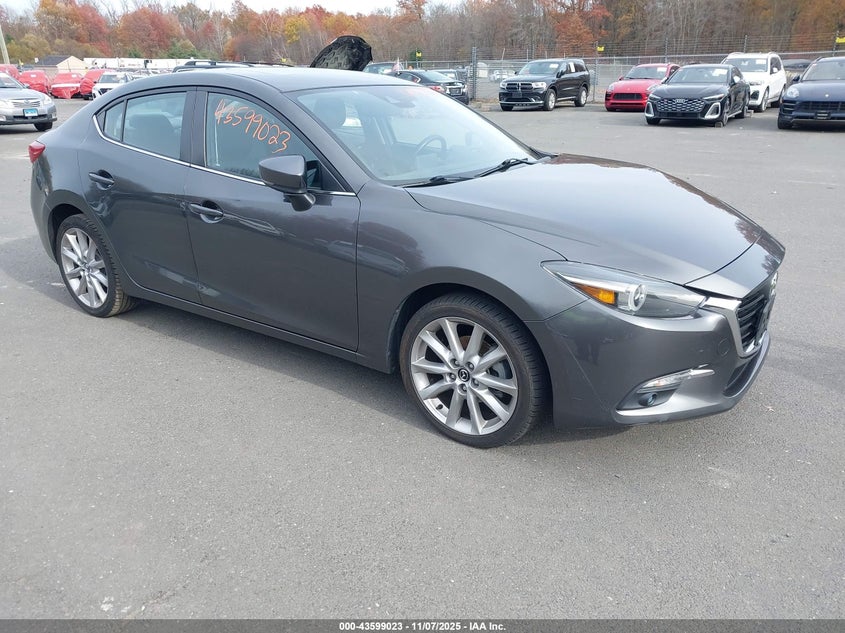MAZDA 3 GRAND TOURING