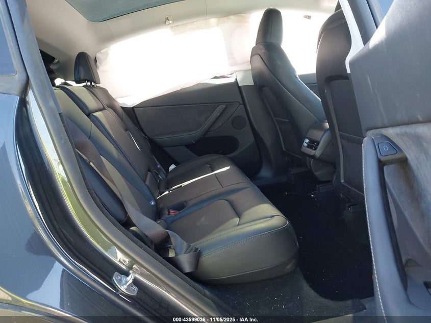 2024 Tesla Model Y Performance Dual Motor All-Wheel Drive VIN: 7SAYGDEF2RA311205 Lot: 43599036