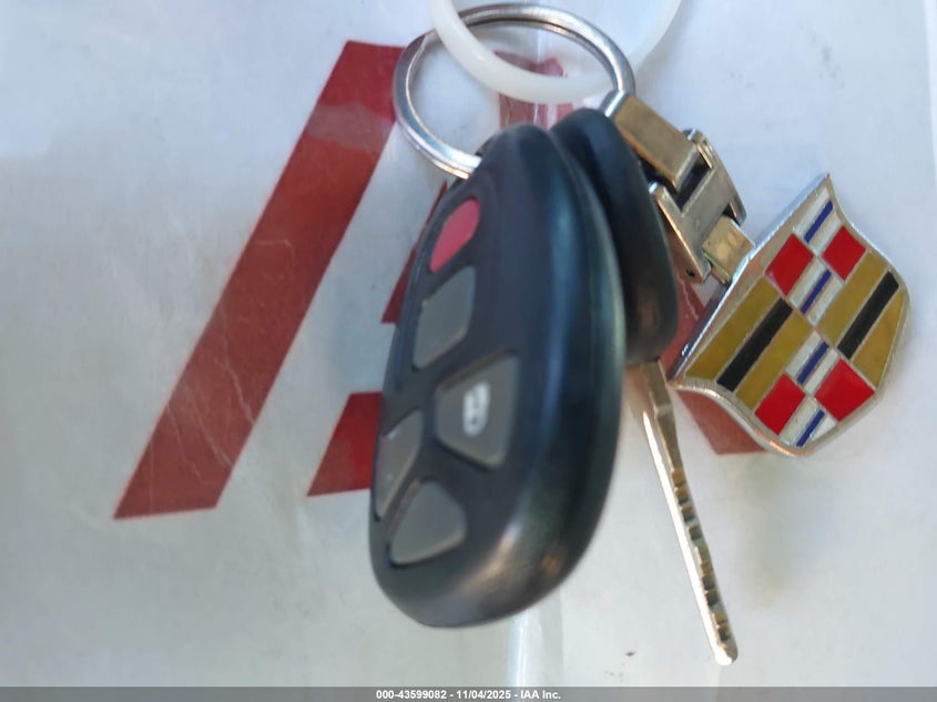 2008 Cadillac Escalade Standard VIN: 1GYEC638X8R182437 Lot: 43599082