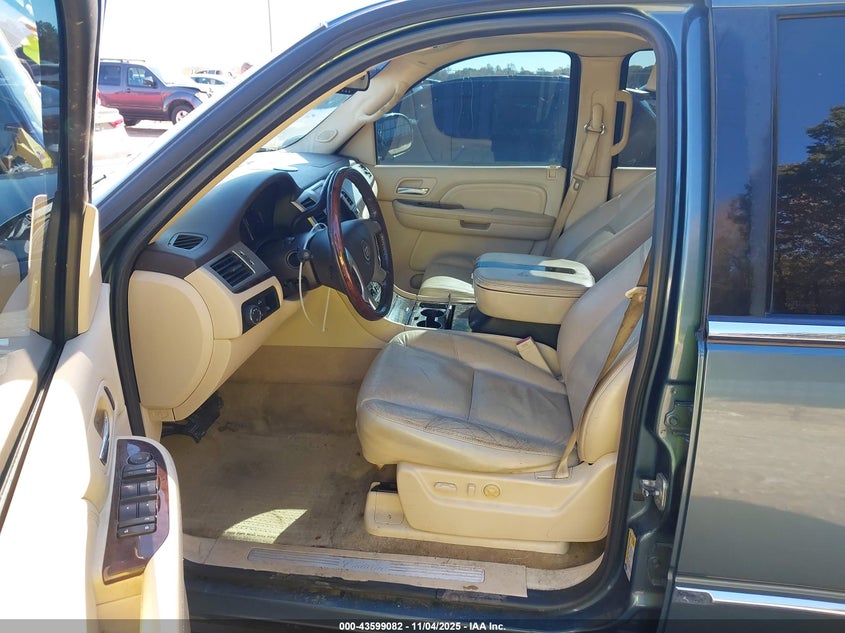 2008 Cadillac Escalade Standard