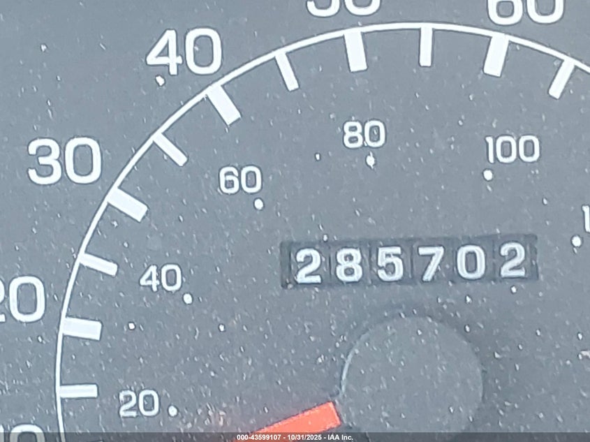 1999 Ford F-250 Lariat/Xl/Xlt VIN: 1FTNX21S0XED31462 Lot: 43599107