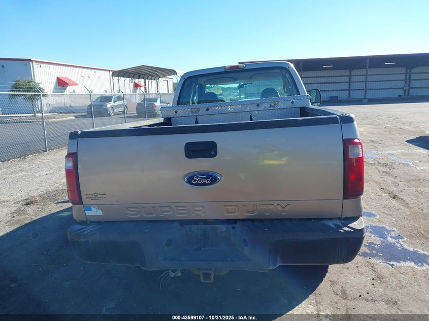 1999 Ford F-250 Lariat/Xl/Xlt VIN: 1FTNX21S0XED31462 Lot: 43599107