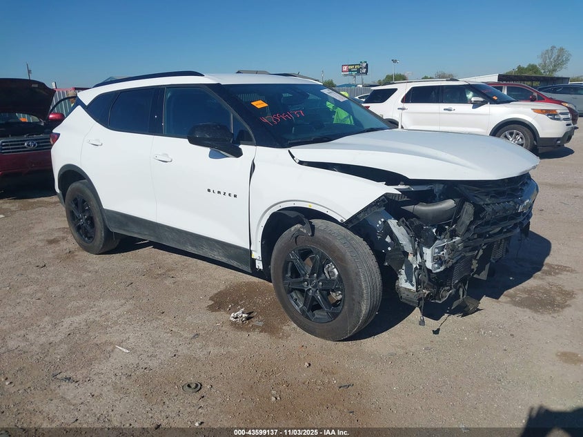 CHEVROLET BLAZER FWD 2LT