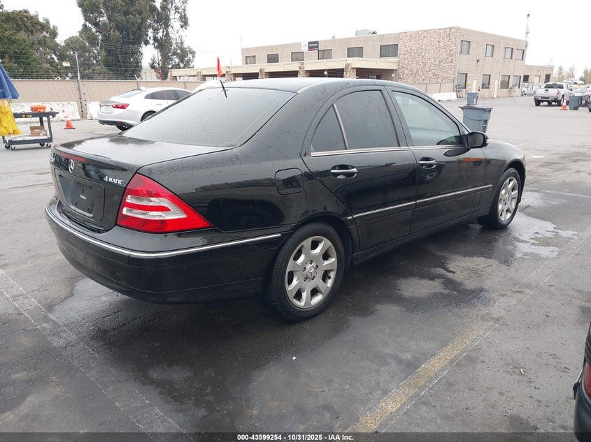 WDBRF81J95F702929 2005 MERCEDES-BENZ C-KLASSE photo no. 4
