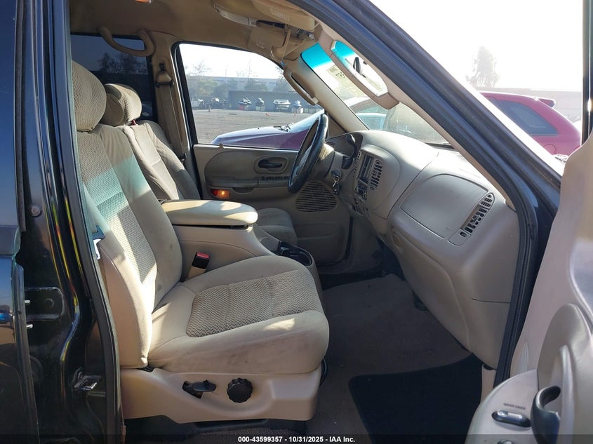 1FTRW07642KD38282 2002 FORD F-150 photo no. 5