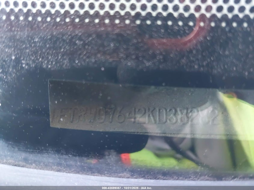 2002 Ford F-150 Lariat/Xlt VIN: 1FTRW07642KD38282 Lot: 43599357