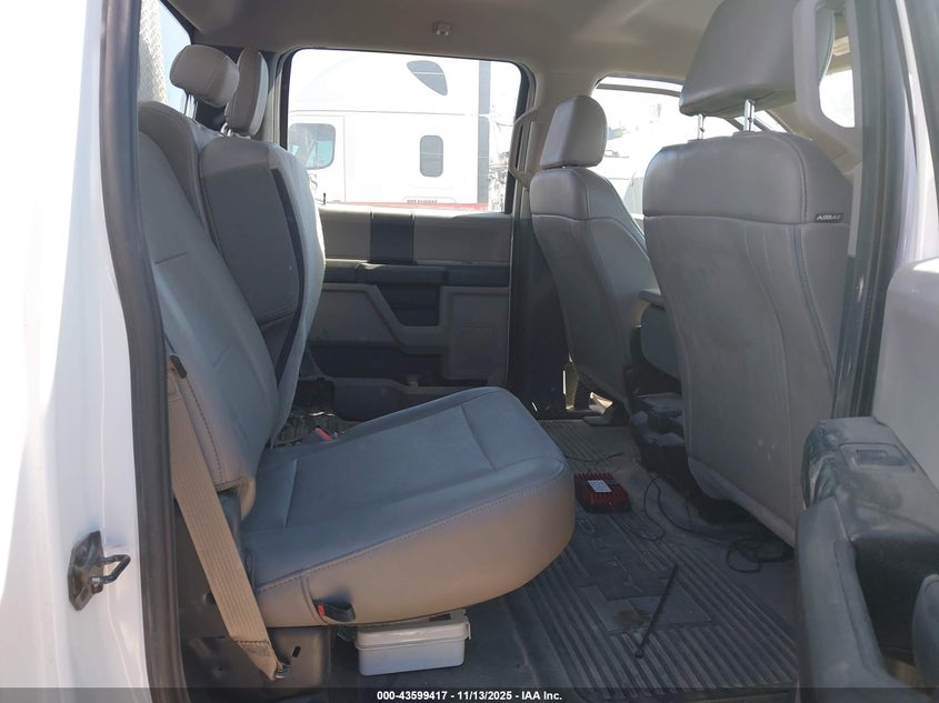 2019 Ford F-350 Chassis Xl VIN: 1FD8W3HT9KED72956 Lot: 43599417