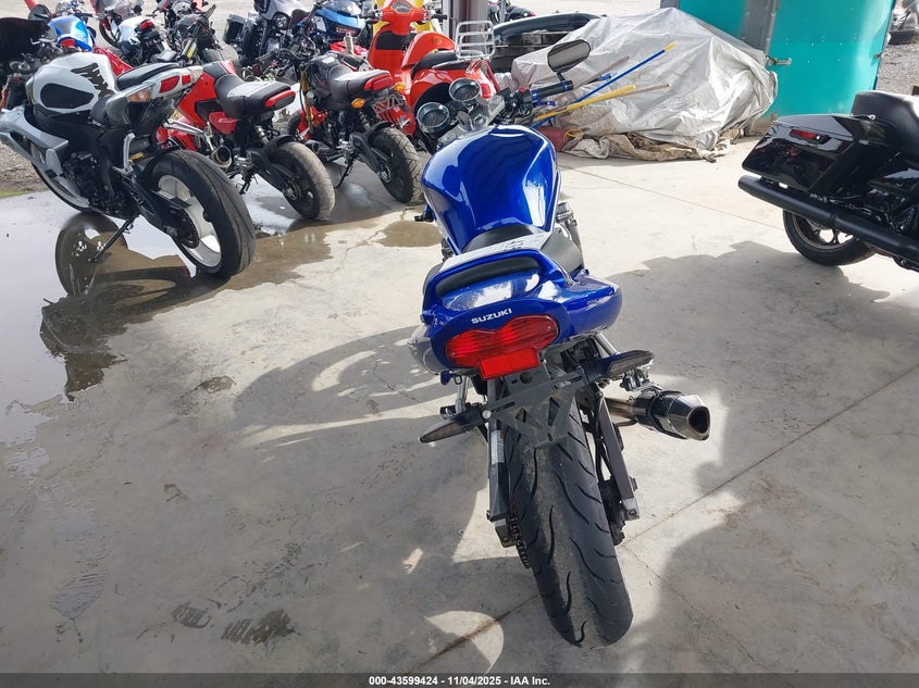 2001 Suzuki Gsf600 S VIN: JS1GN7AAX12100851 Lot: 43599424