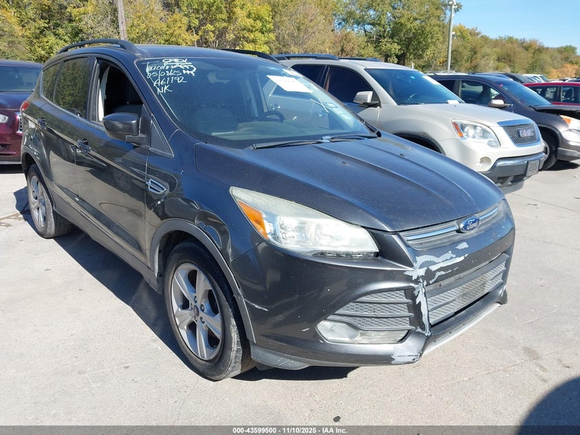 FORD ESCAPE SE