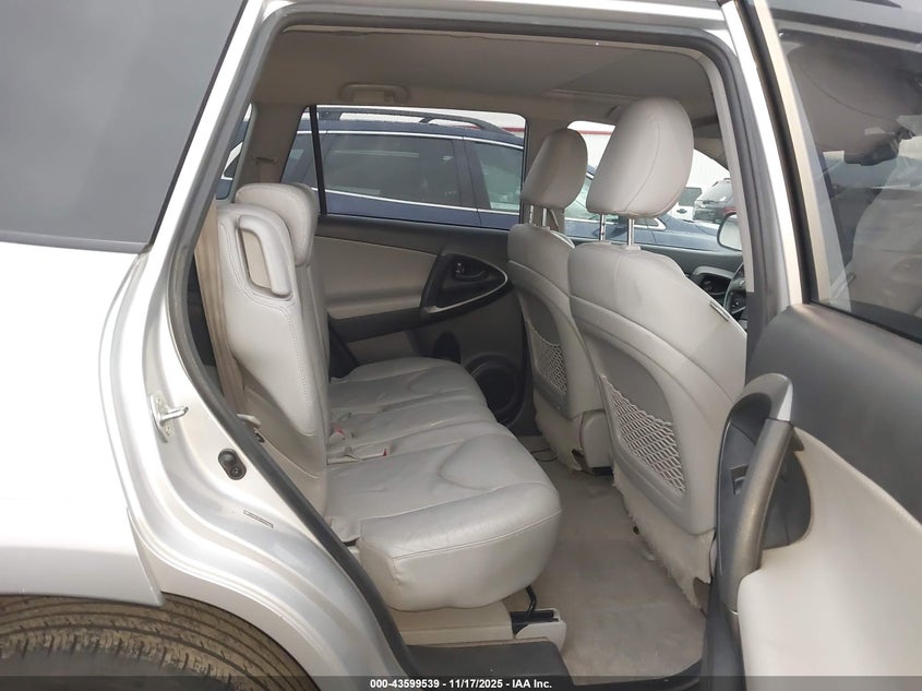 2010 Toyota Rav4 Limited V6 VIN: JTMDK4DV7A5089627 Lot: 43599539