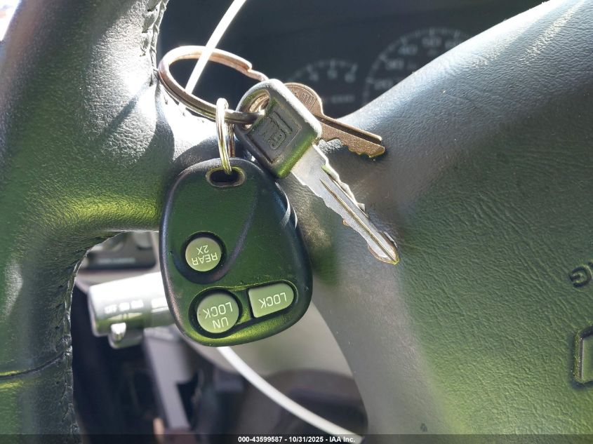 1999 Chevrolet Suburban 1500 Lt VIN: 1GNFK16R0XJ422443 Lot: 43599587