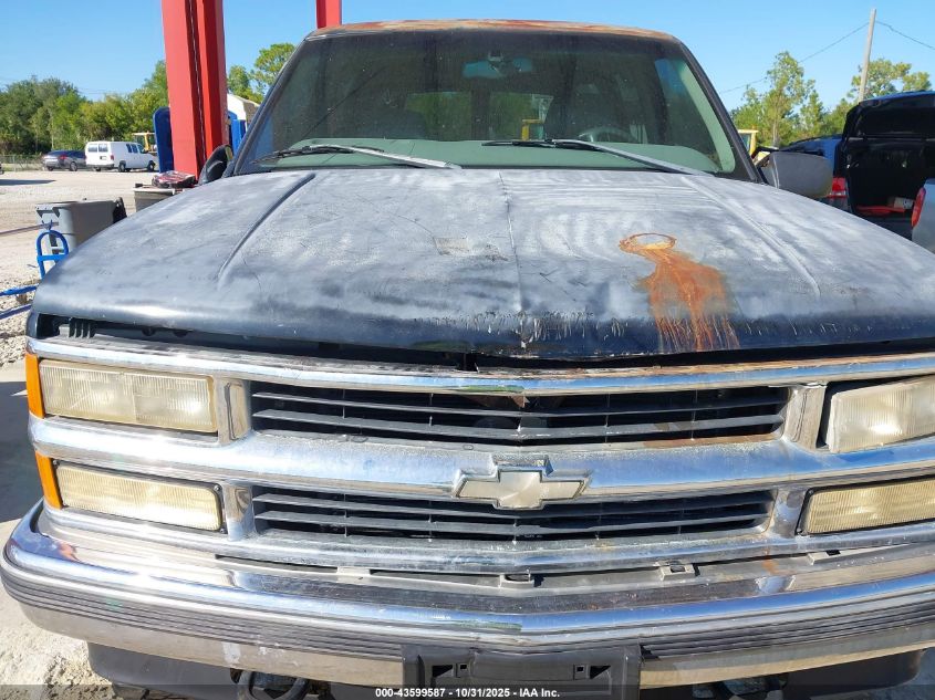 1999 Chevrolet Suburban 1500 Lt VIN: 1GNFK16R0XJ422443 Lot: 43599587