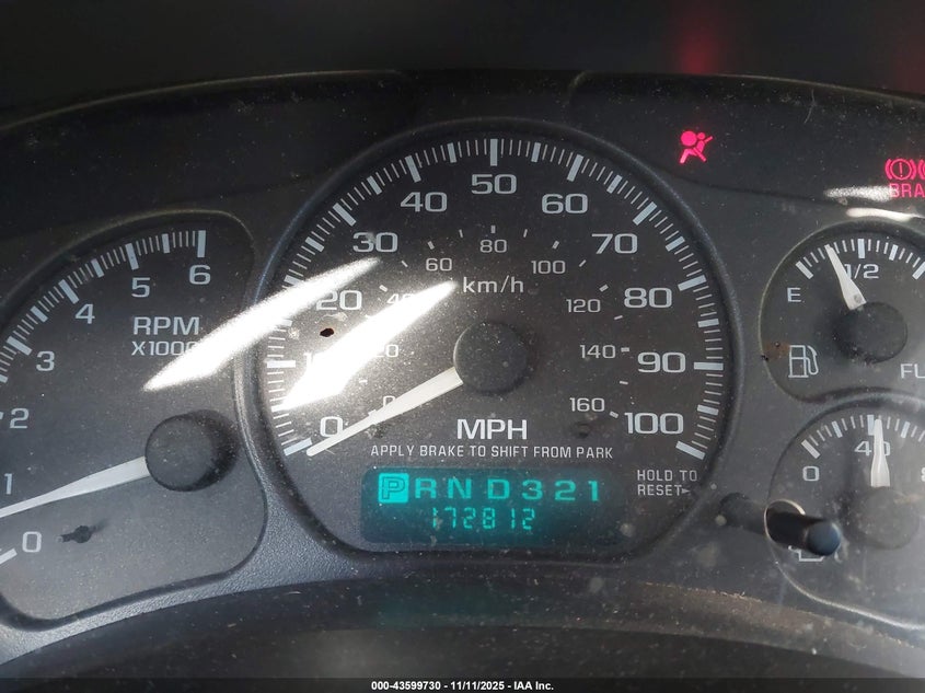 2002 Chevrolet Avalanche 1500 VIN: 3GNEK13T42G186529 Lot: 43599730