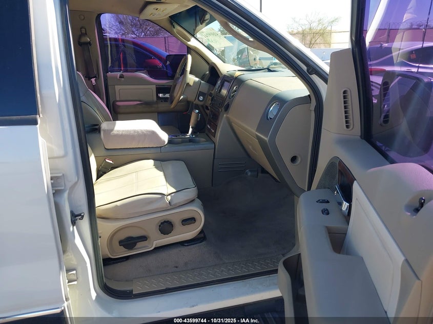 5LTPW18596FJ22992 2006 LINCOLN MARK LT photo no. 5
