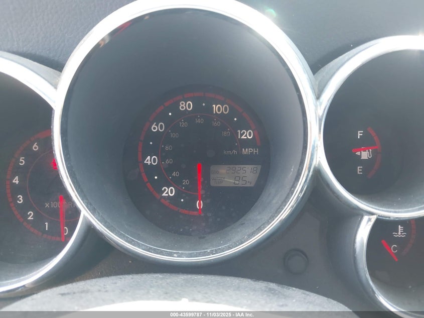 2005 Toyota Matrix VIN: 2T1KR32E05C490851 Lot: 43599787