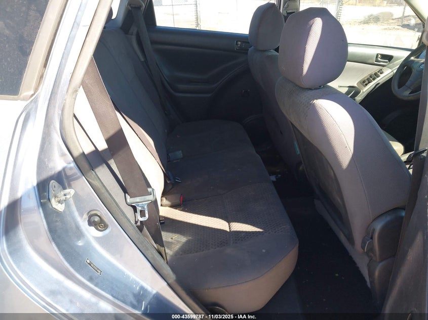 2005 Toyota Matrix VIN: 2T1KR32E05C490851 Lot: 43599787