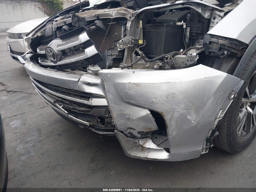 2019 TOYOTA HIGHLANDER LE - 5TDZARFHXKS061006