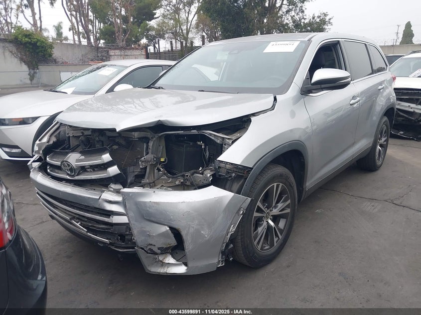 2019 TOYOTA HIGHLANDER LE - 5TDZARFHXKS061006