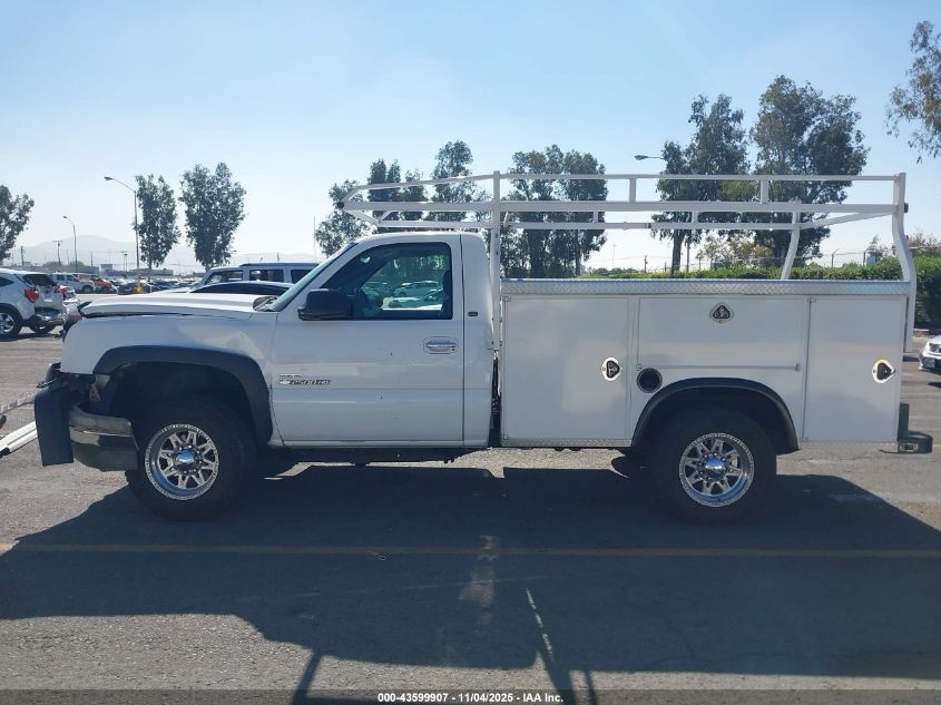 2005 Chevrolet Silverado 2500Hd Work Truck VIN: 1GBHC242X5E228930 Lot: 43599907