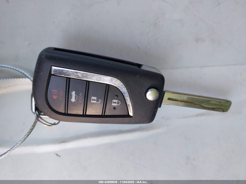 4T1C11AK5MU436868 2021 TOYOTA CAMRY photo no. 11