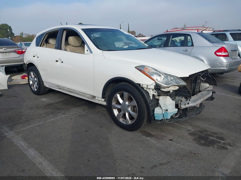 INFINITI EX35 JOURNEY