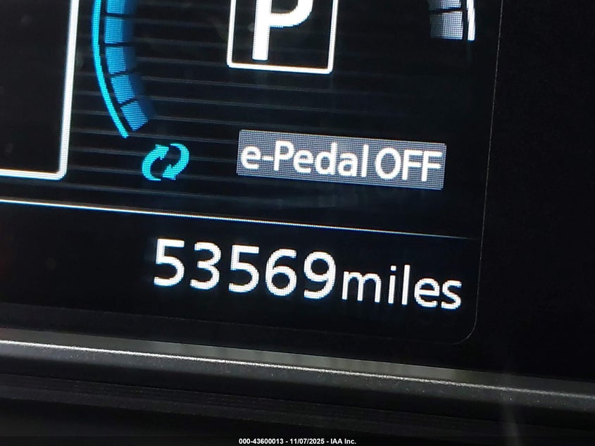 2022 NISSAN LEAF SV PLUS 62 KWH — Фото 15