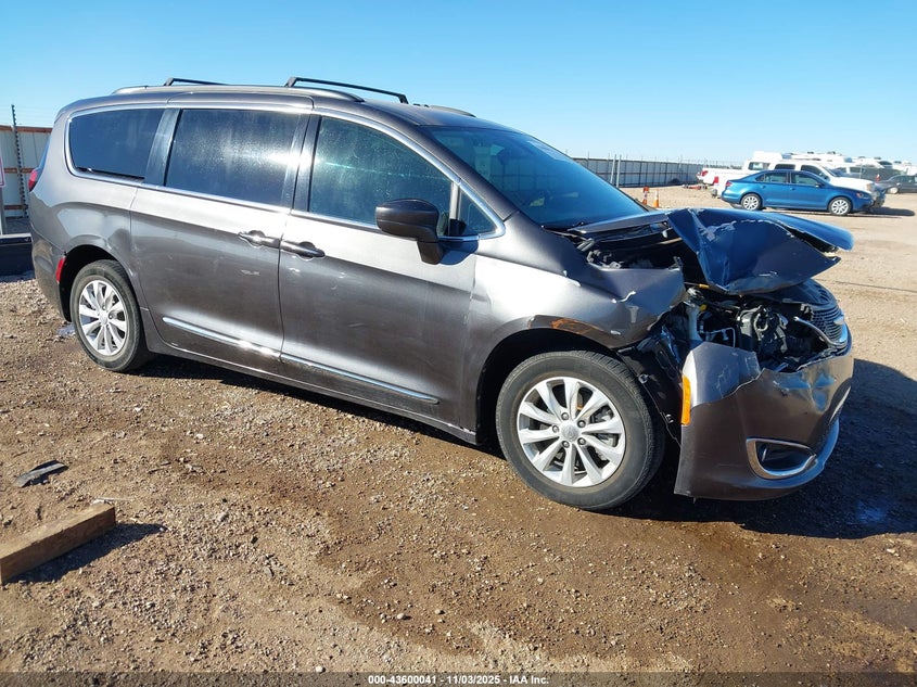 2017 CHRYSLER PACIFICA TOURING-L - 2C4RC1BG3HR527675