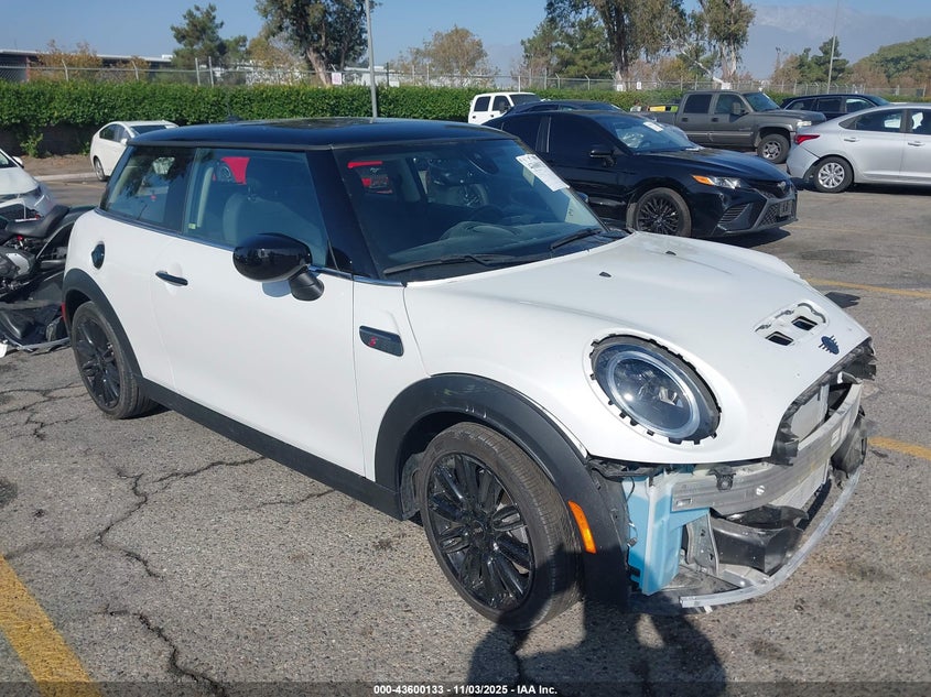 2024 MINI HARDTOP COOPER S - WMW53DH09R2V94286