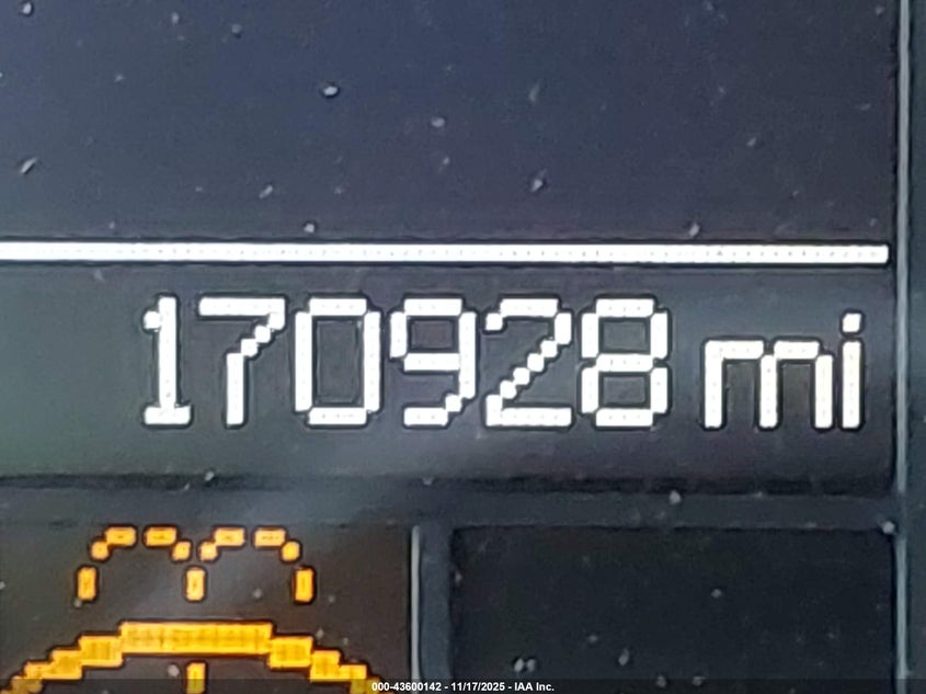 2010 Dodge Ram 1500 Laramie VIN: 1D7RV1CT0AS186039 Lot: 43600142