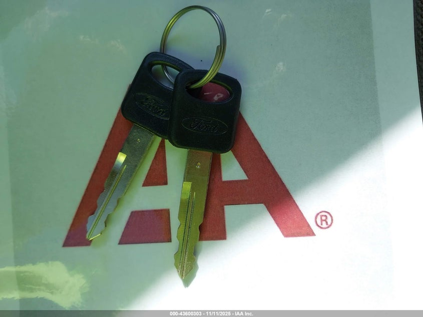 1997 Ford F-150 Standard/Xl/Xlt VIN: 1FTDX172XVND06949 Lot: 43600303