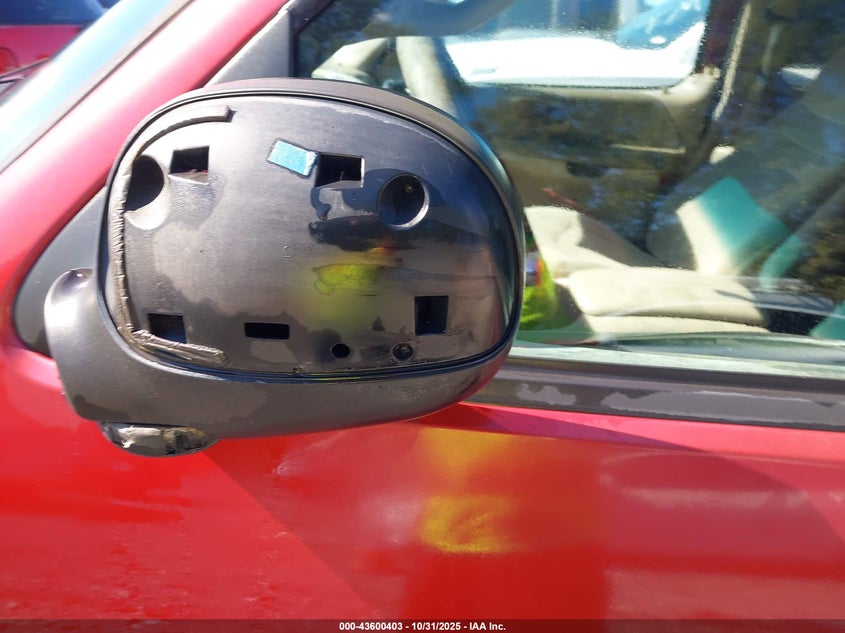 2000 Ford F-150 Lariat/Work Series/Xl/Xlt VIN: 1FTRX17W2YNB18584 Lot: 43600403