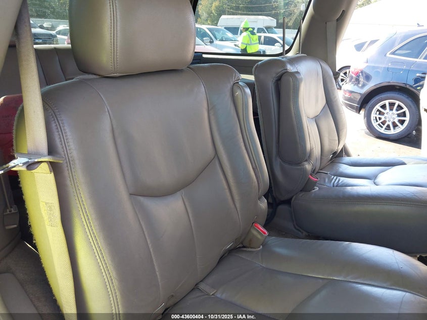 2004 Chevrolet Tahoe Lt VIN: 1GNEC13ZX4J239009 Lot: 43600404