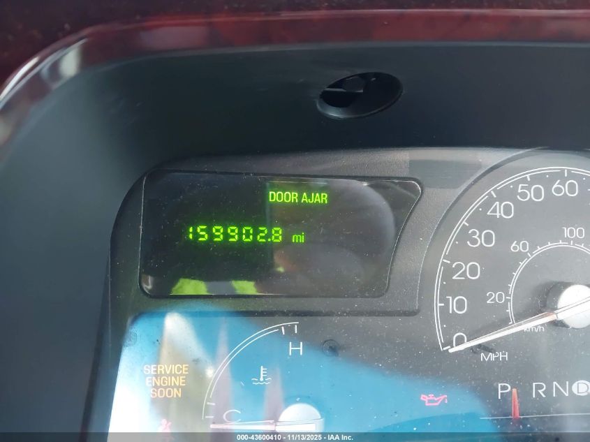 2003 Lincoln Town Car Signature VIN: 1LNHM82W53Y636518 Lot: 43600410