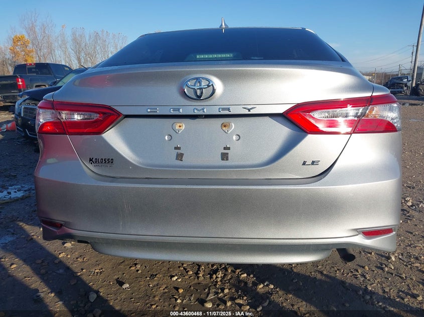 2019 TOYOTA CAMRY LE 4T1B11HK5KU251086