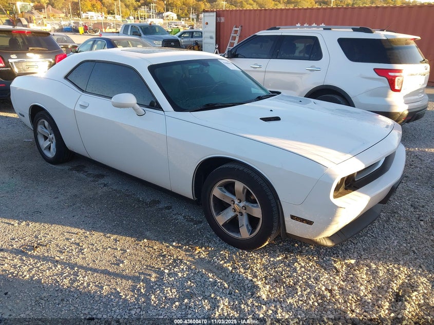 DODGE CHALLENGER SXT PLUS