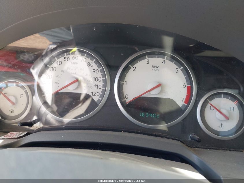 2010 Dodge Grand Caravan Sxt VIN: 2D4RN5D11AR111983 Lot: 43600477