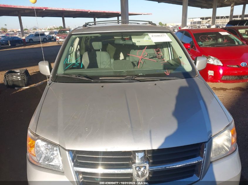 2010 Dodge Grand Caravan Sxt VIN: 2D4RN5D11AR111983 Lot: 43600477