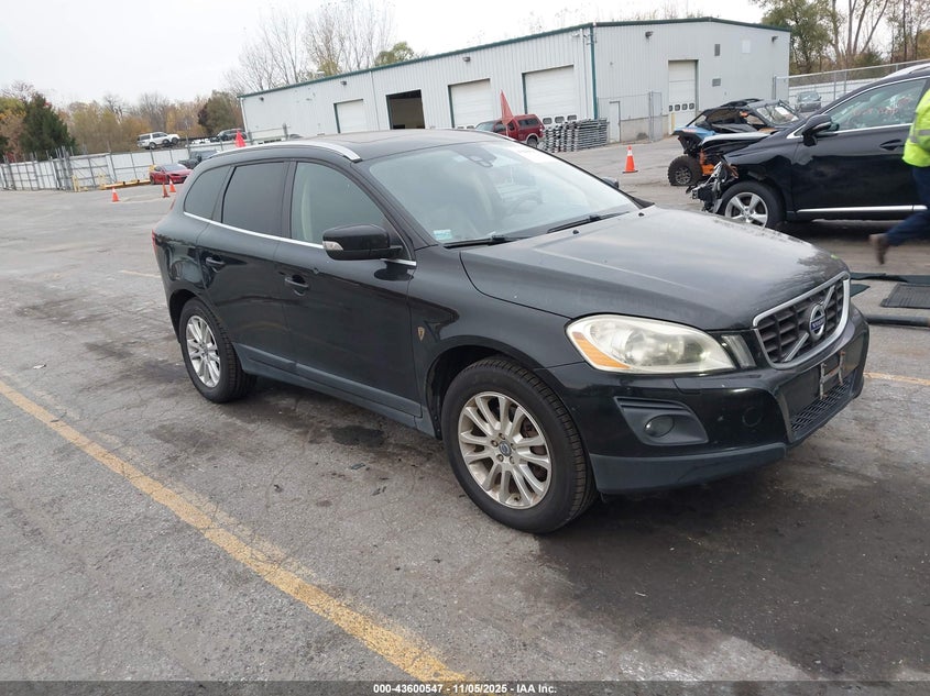 VOLVO XC60 T6/T6 R-DESIGN
