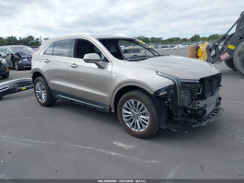 CADILLAC XT4 FWD PREMIUM LUXURY