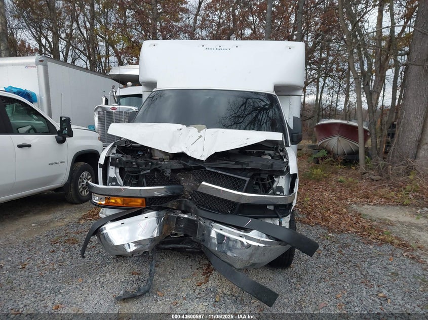 2024 Chevrolet Express Cutaway 4500 Van VIN: 1HA6GVC74RN002938 Lot: 43600597