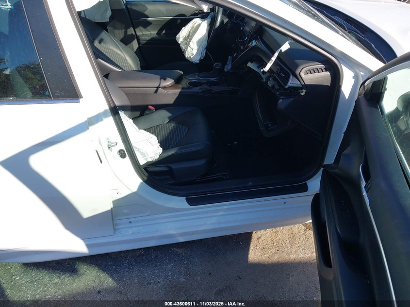 2022 TOYOTA CAMRY SE - 4T1T11AK7NU061695