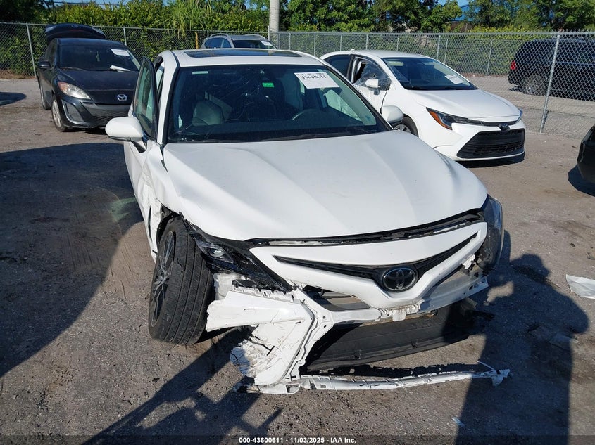 2022 TOYOTA CAMRY SE - 4T1T11AK7NU061695