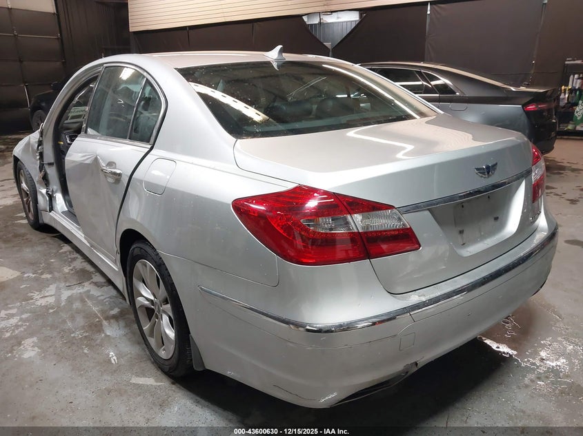 2013 Hyundai Genesis 3.8