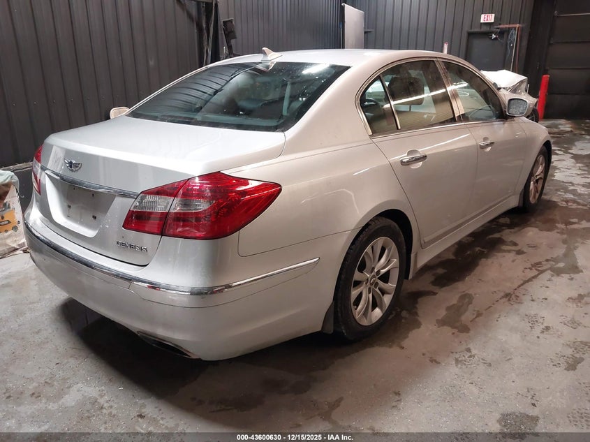 2013 Hyundai Genesis 3.8