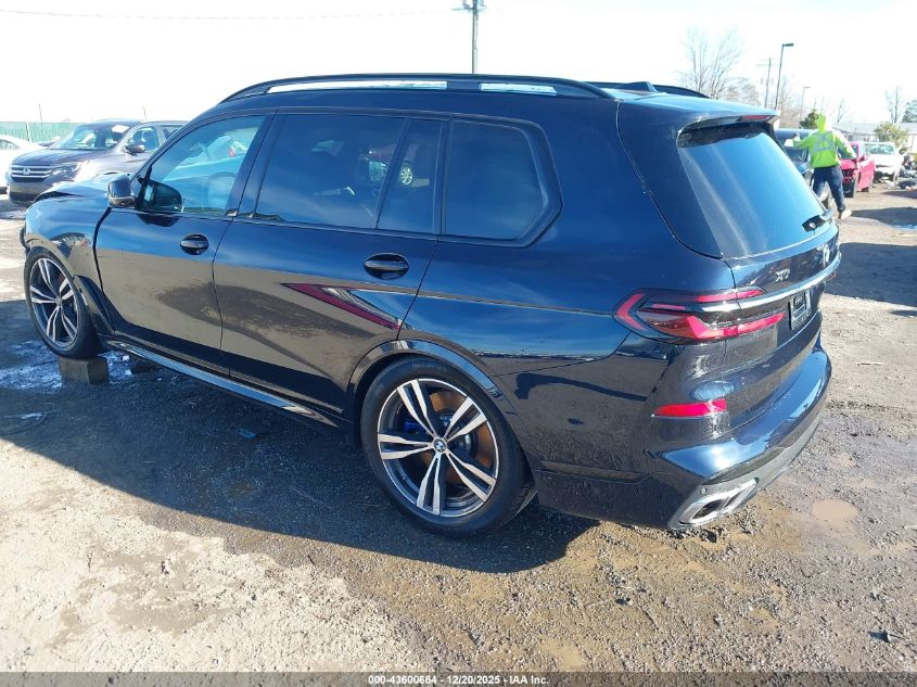 2025 BMW X7 - 5UX33EM04S9W68246