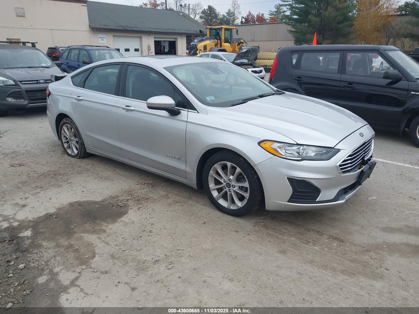 2019 FORD FUSION HYBRID SE - 3FA6P0LU7KR156775