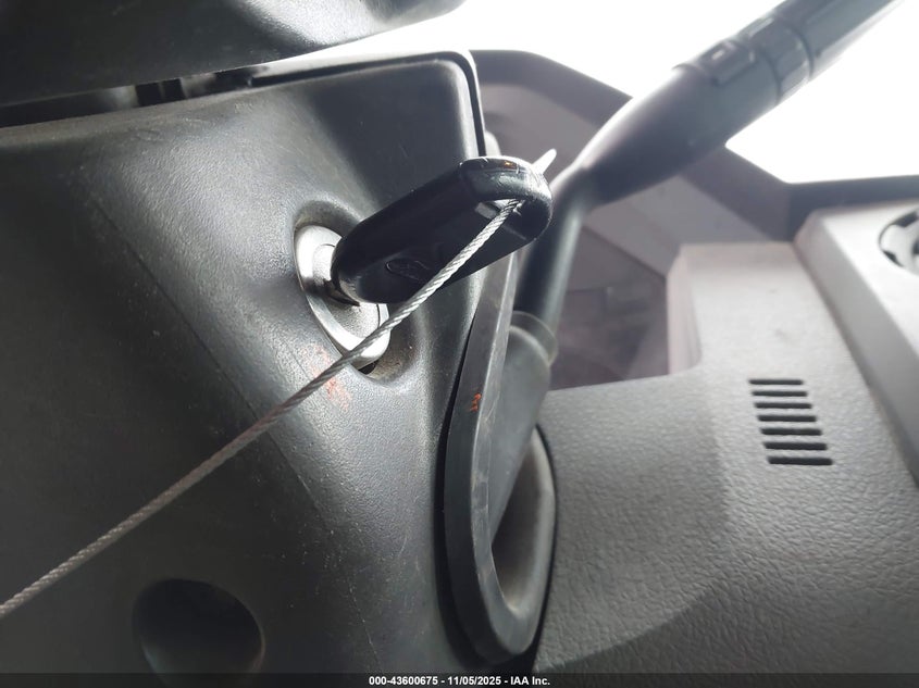 2011 Ford F-250 Xl VIN: 1FT7X2B68BEC07989 Lot: 43600675