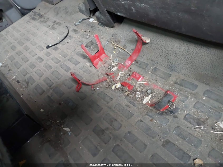 2011 Ford F-250 Xl VIN: 1FT7X2B68BEC07989 Lot: 43600675