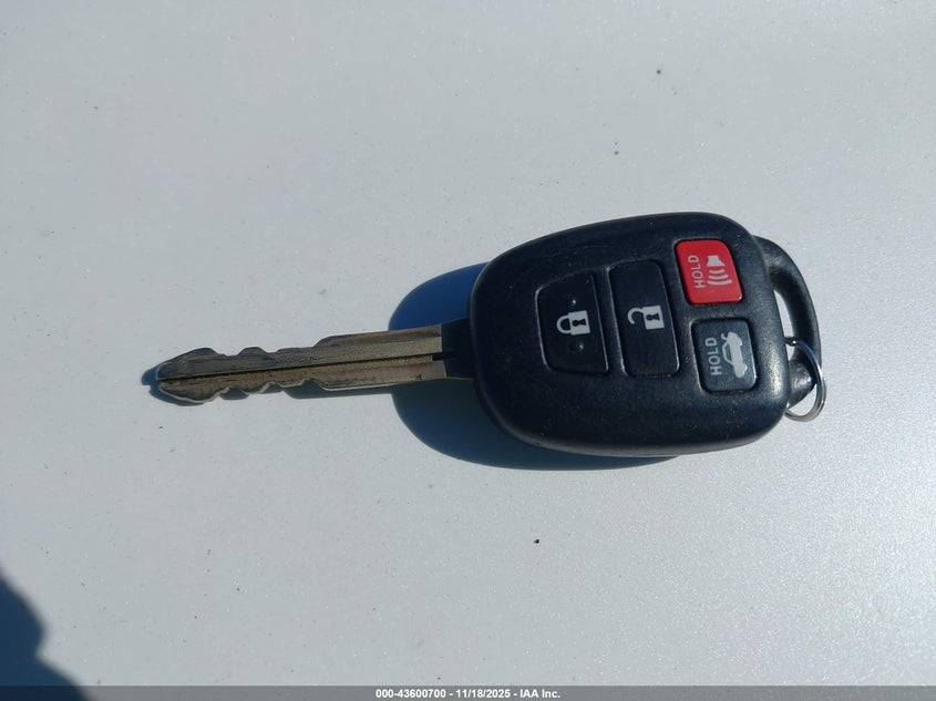 4T4BF1FK0CR179760 2012 TOYOTA CAMRY photo no. 11
